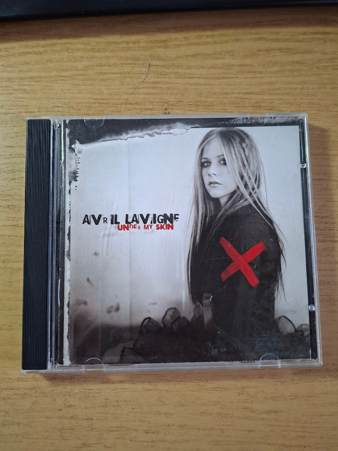 Avril Lavigne – Under My Skin (Second-Hand)