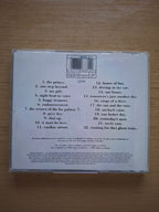 Madness – Divine Madness (Second-Hand)