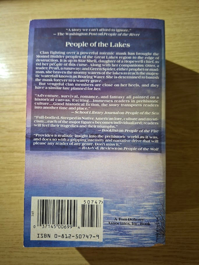 People of the Lakes - Kathleen O'Neal Gear & W. Michael Gear (Second Hand Book)