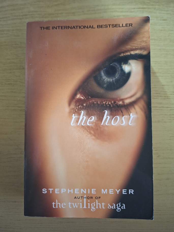 The Host by Stephenie Meyer (Second Hand Book)