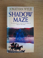 Shadow Maze by Jonathan Wylie (Second Hand Paperback)