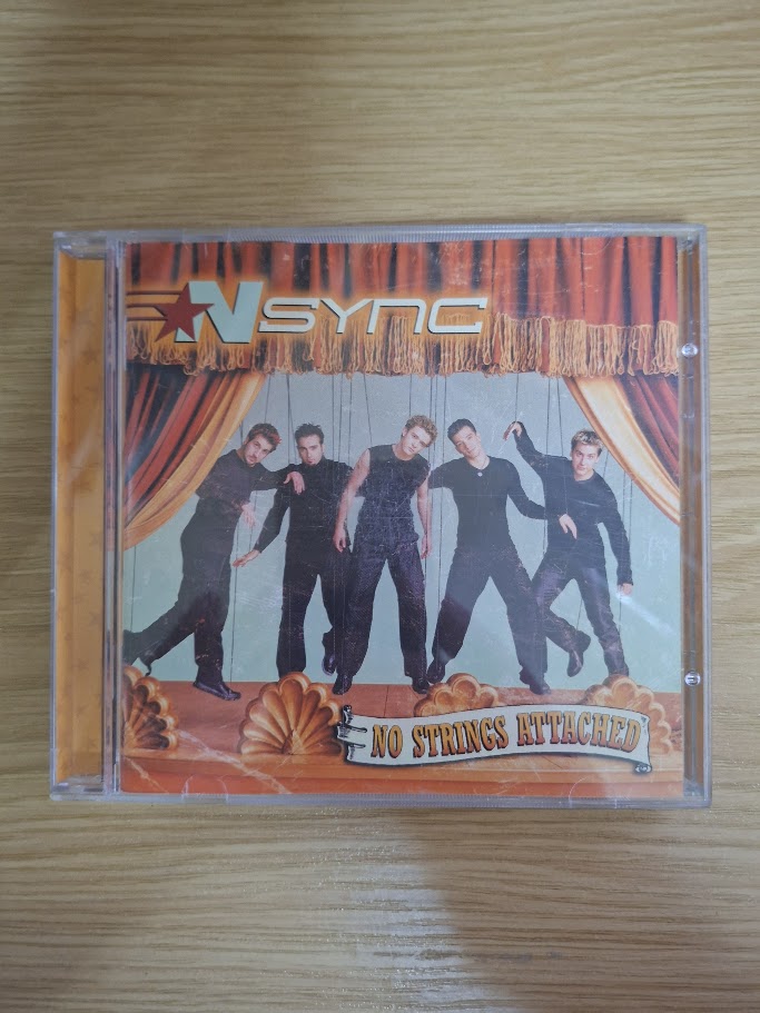 *NSYNC – No Strings Attached (Second Hand CD)