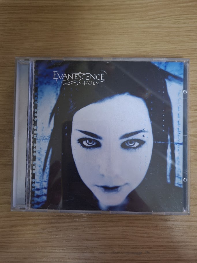 Evanescence – Fallen (2003 South African Edition, Second Hand CD)