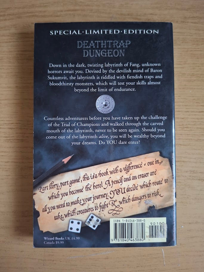 Deathtrap Dungeon – Ian Livingstone (Fighting Fantasy #3, 2002 Wizard Books Paperback)