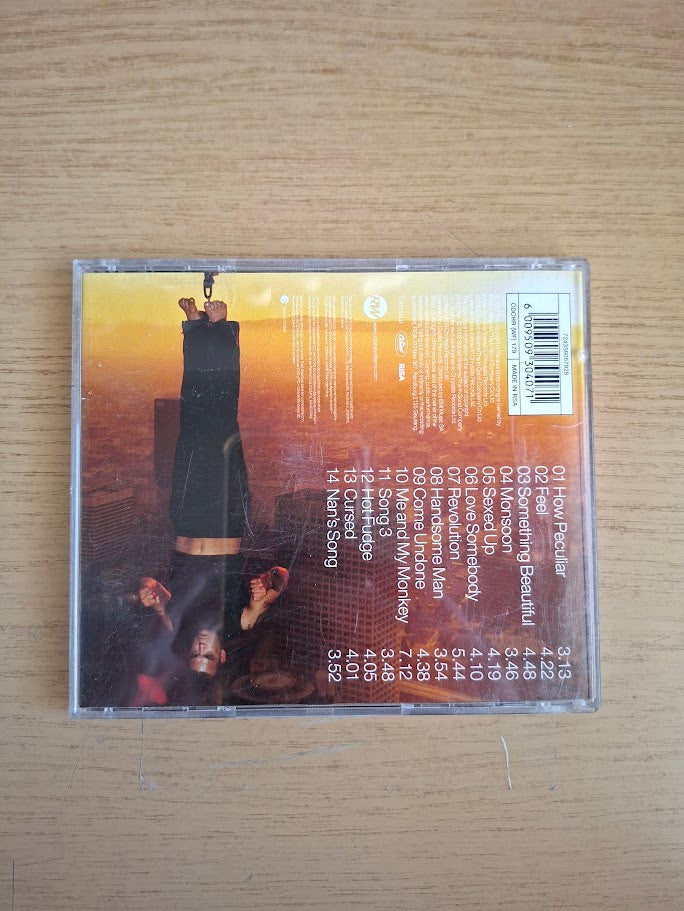 Robbie Williams – Escapology (2002 South African Edition, Second-Hand CD)