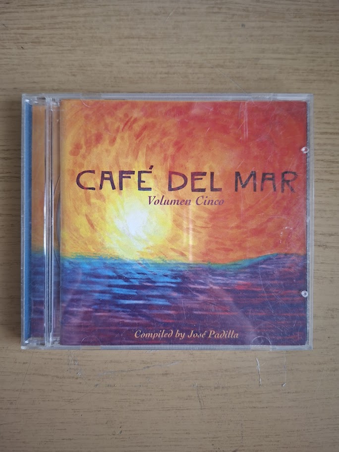 Café Del Mar – Volumen Cinco (1998 South African Edition, Second-Hand CD)