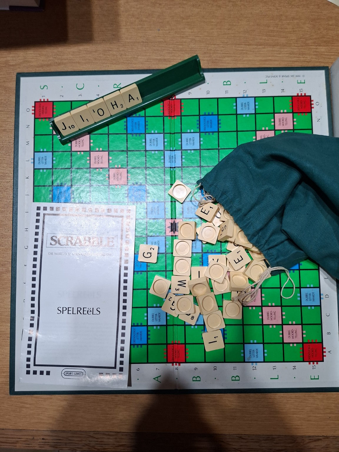Scrabble – Afrikaans Edition (Complete Set with Board, Tiles & Rules) (Second-Hand)
