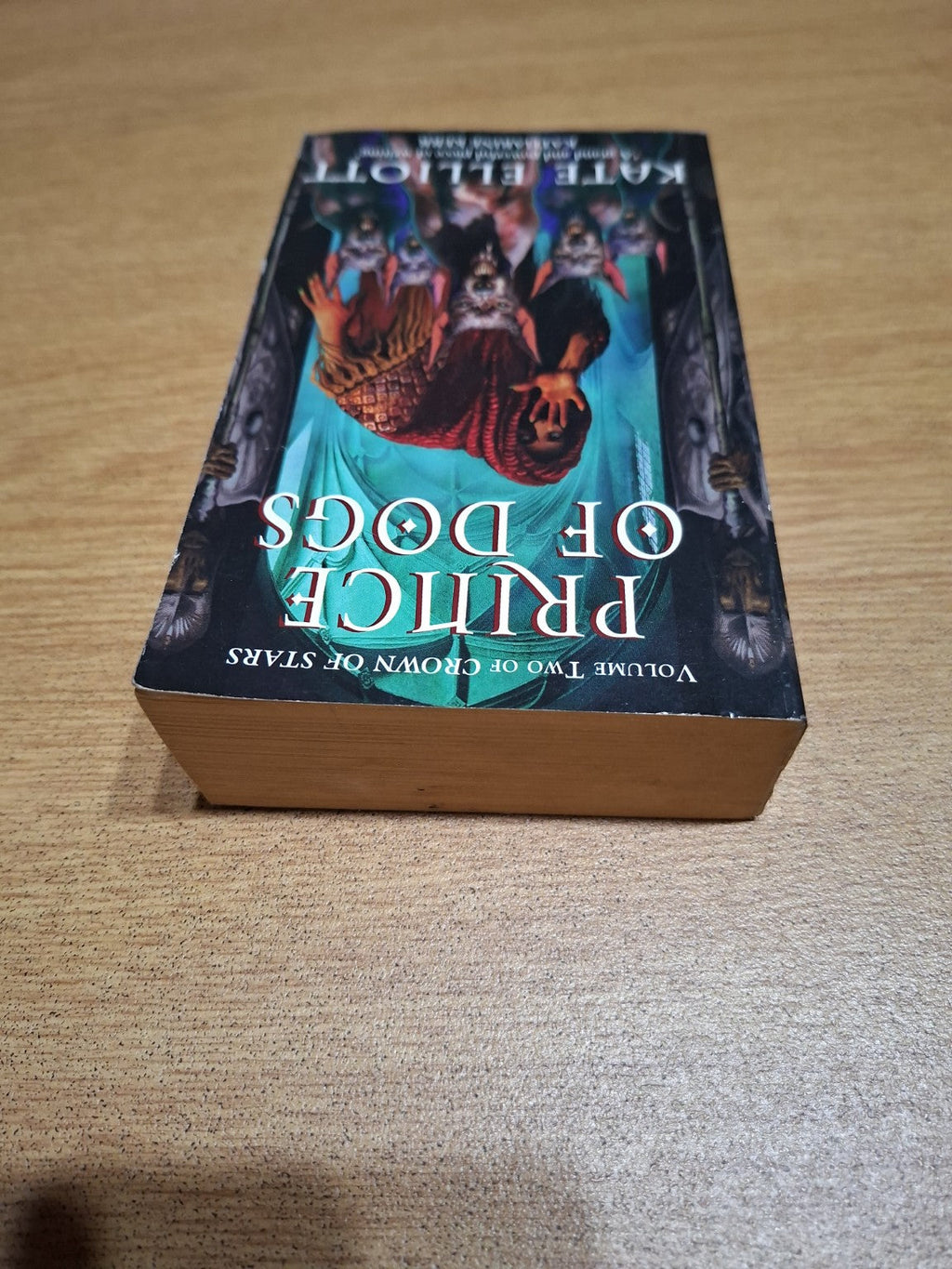 Prince of Dogs (Crown of Stars, Book 2) (Second-Hand)