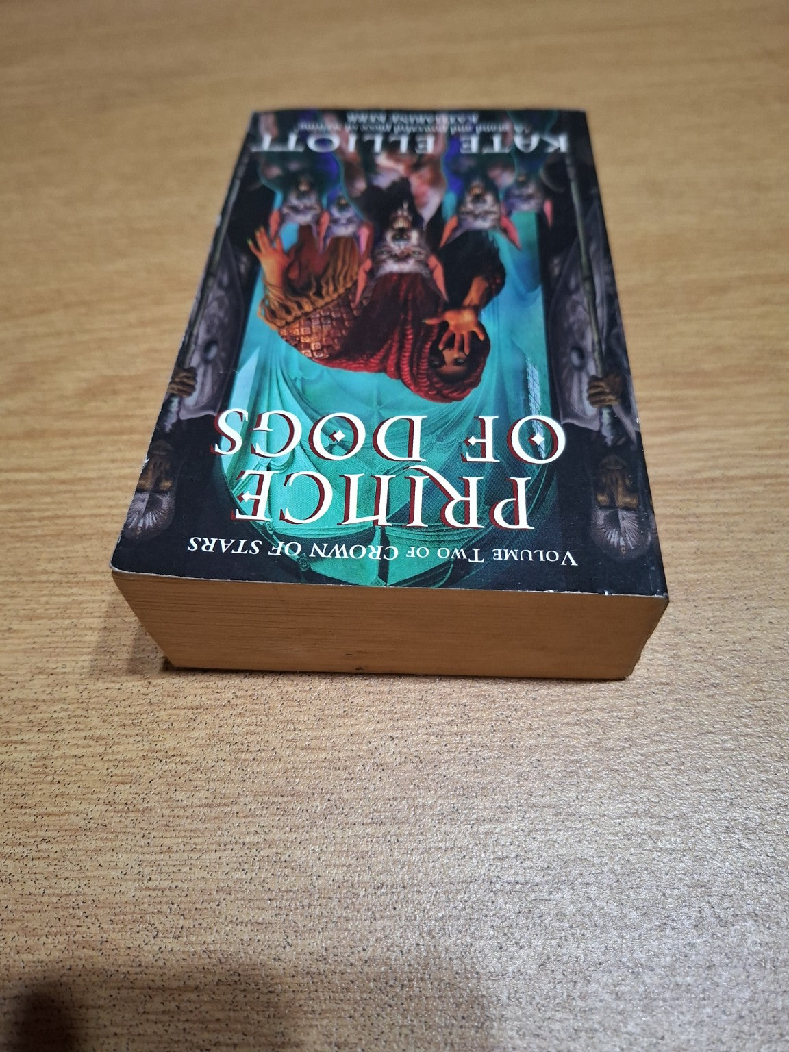 Prince of Dogs (Crown of Stars, Book 2) (Second-Hand)