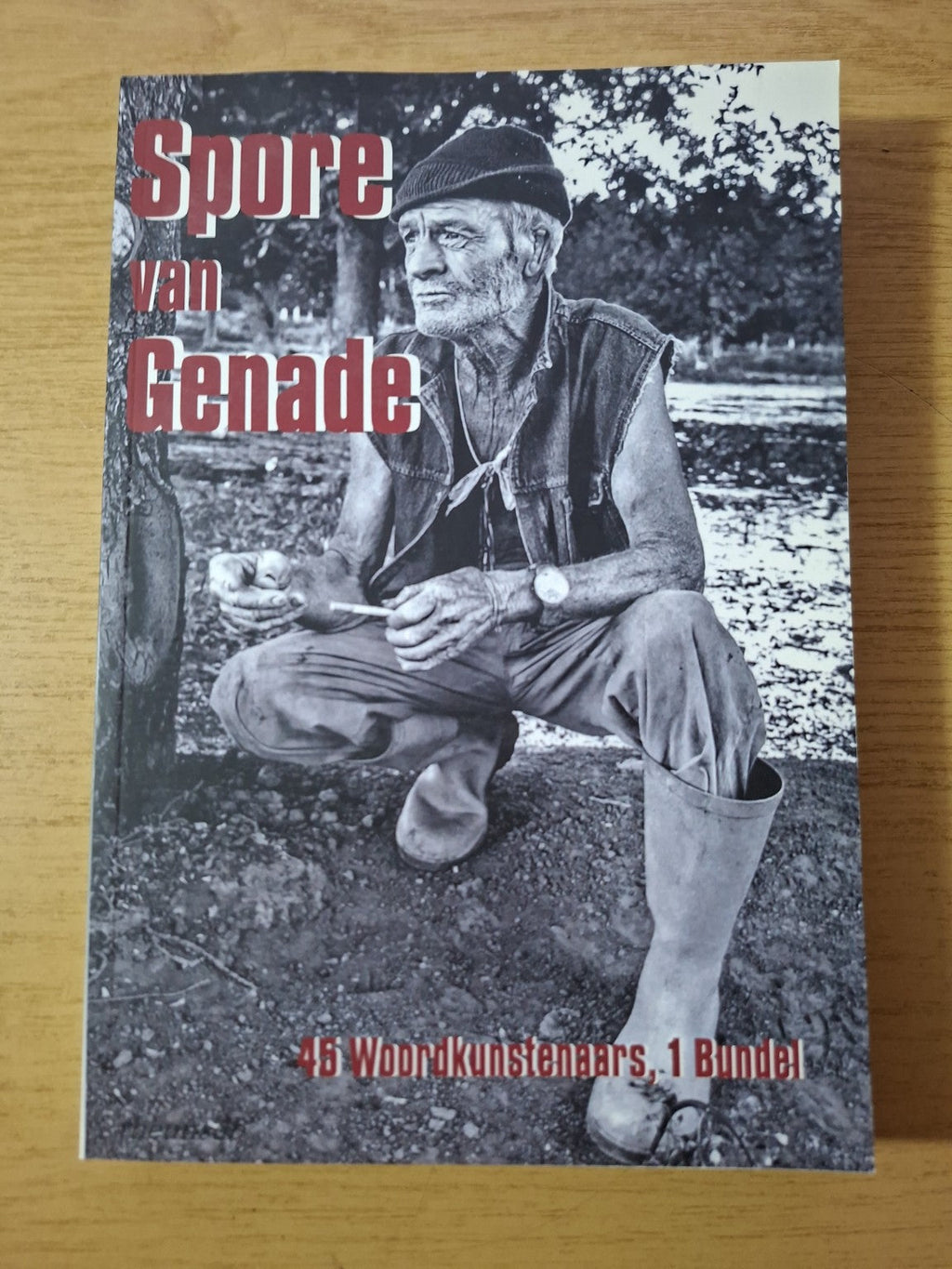 Spore van Genade – 45 Woordkunstenaars, 1 Bundel – Second-Hand