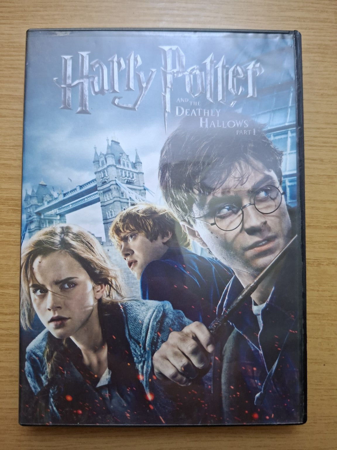 Harry Potter and the Deathly Hallows – Part 1 – DVD (Second-Hand)