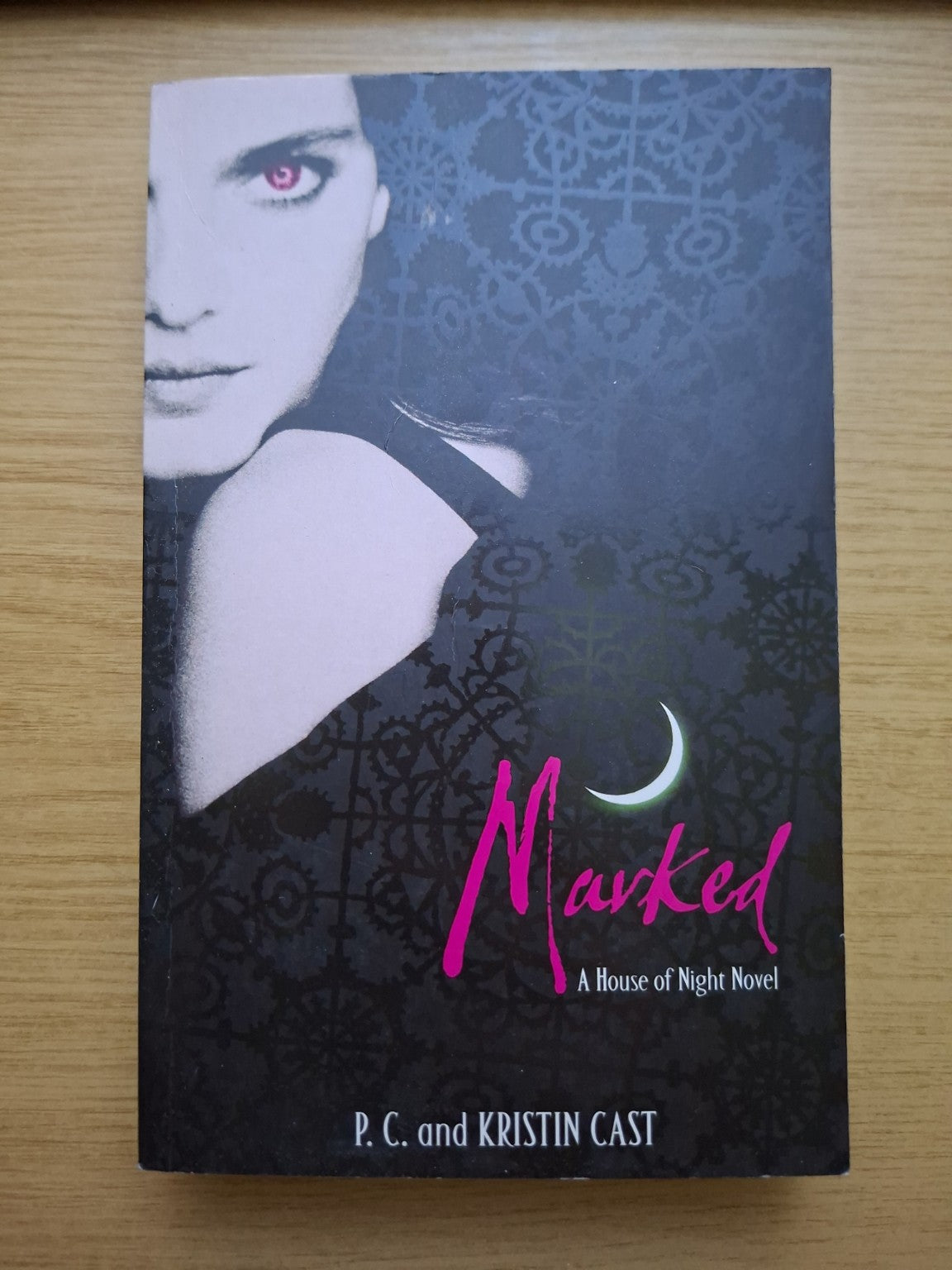 Marked – P. C. Cast & Kristin Cast (Second-Hand)