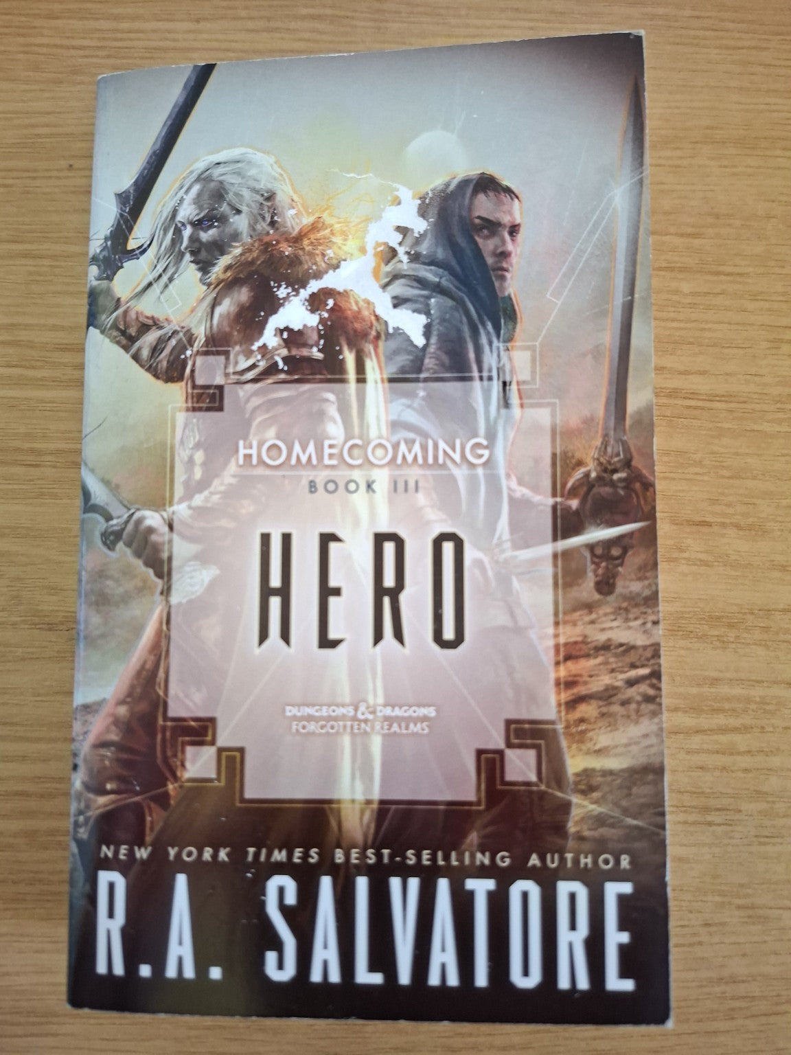 Hero (Homecoming Book III) – R.A. Salvatore (Second-Hand)