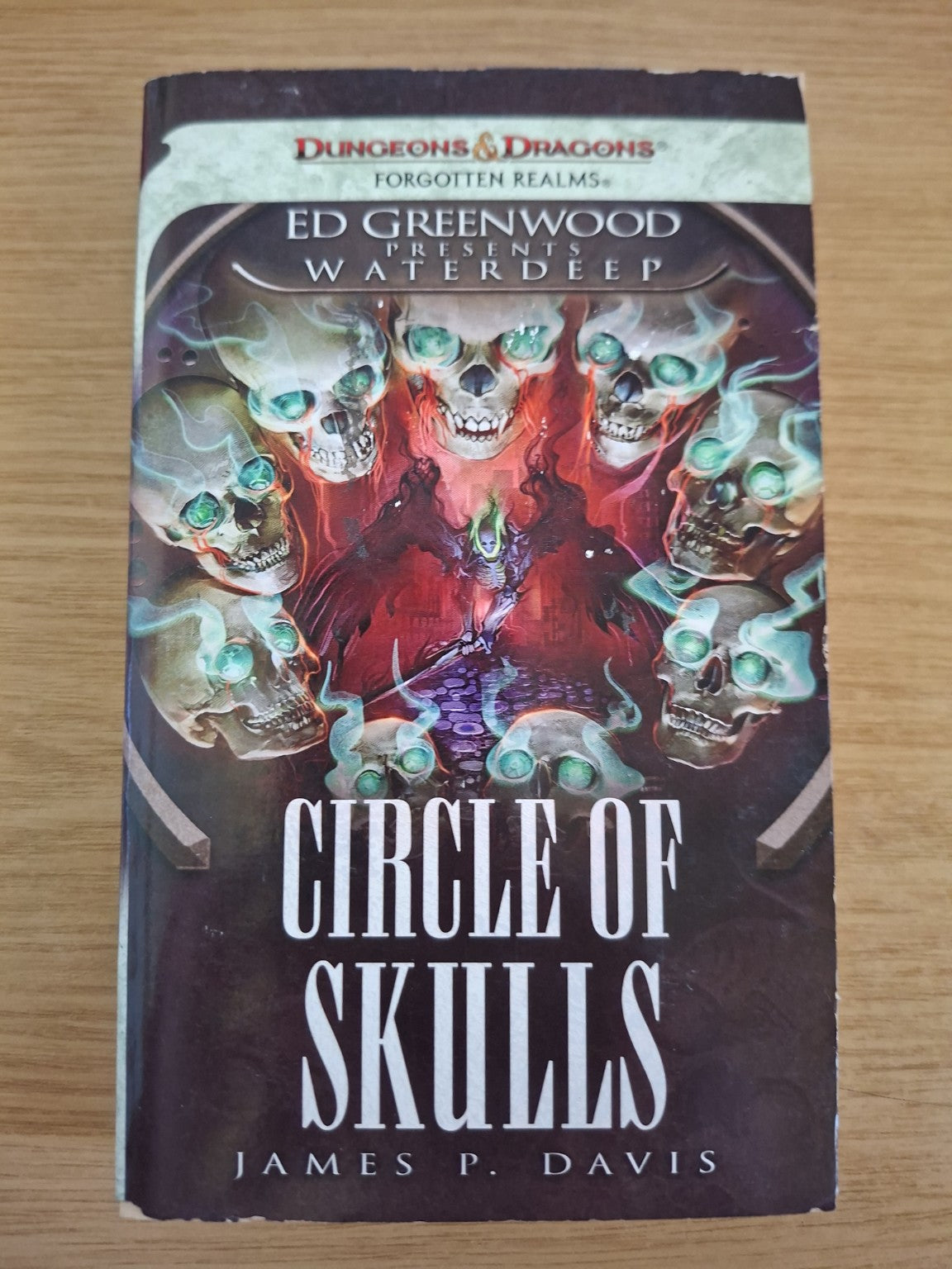 Circle of Skulls – James P. Davis (Second-Hand)