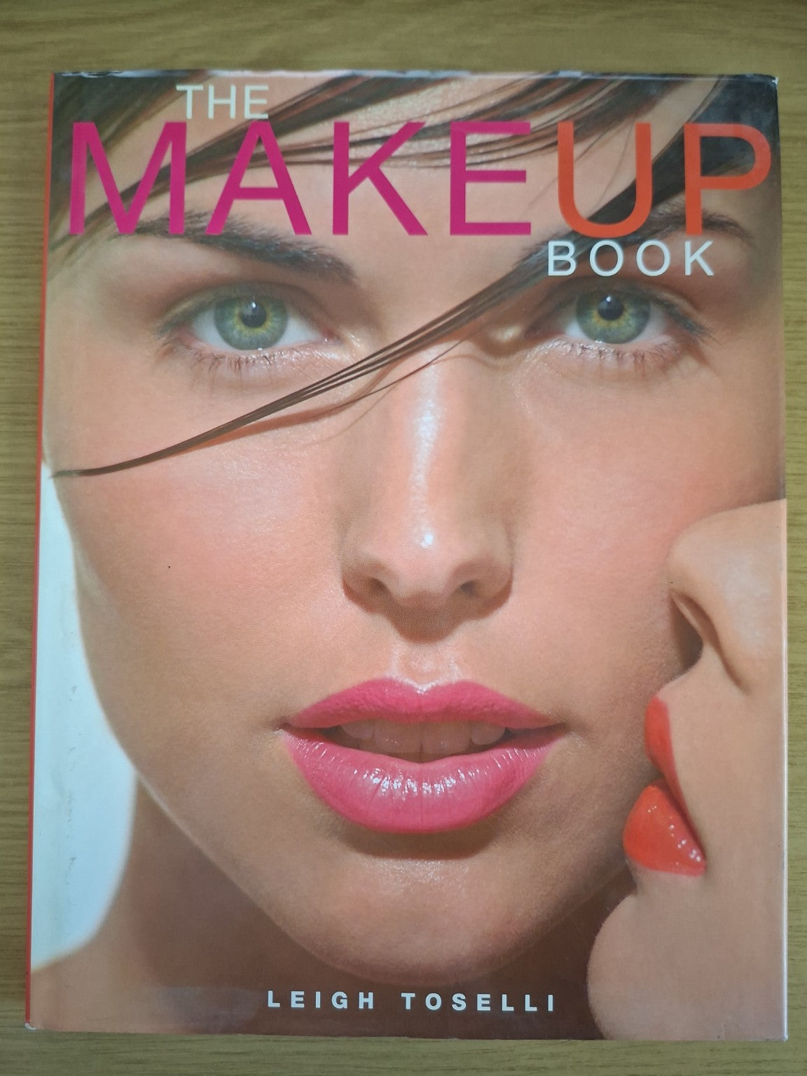 The Make Up Book – Professional Beauty & Makeup Guide (Second-Hand)
