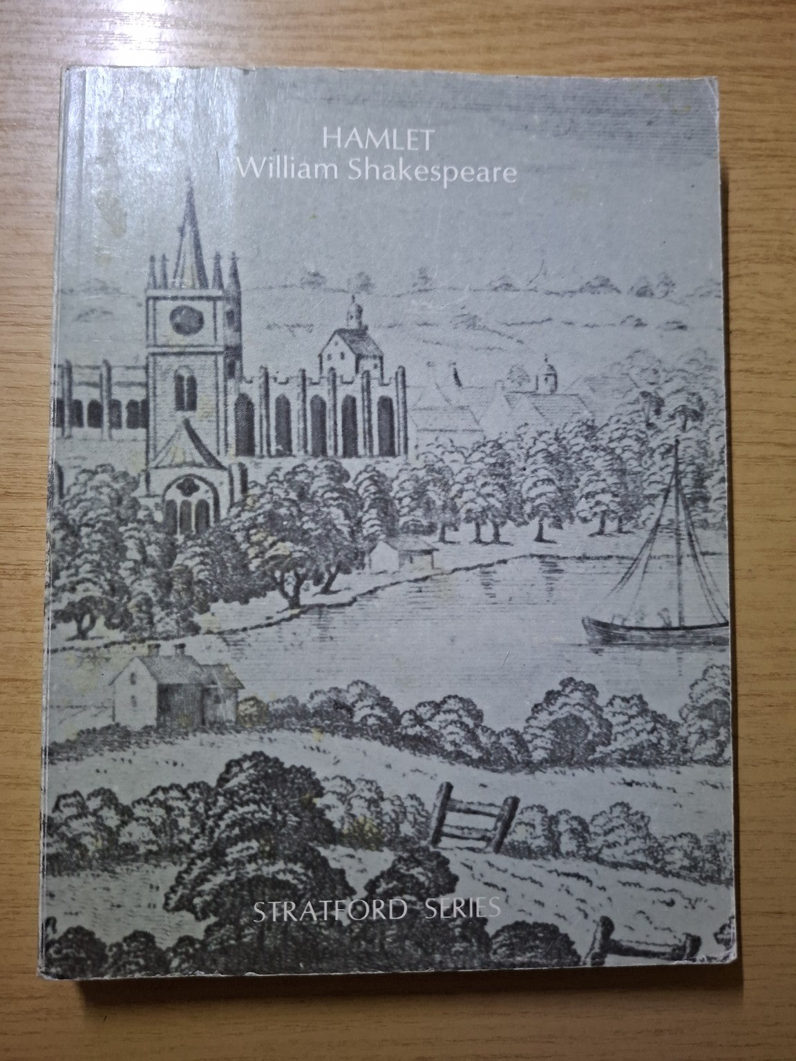 Hamlet – William Shakespeare (Second Hand Book)