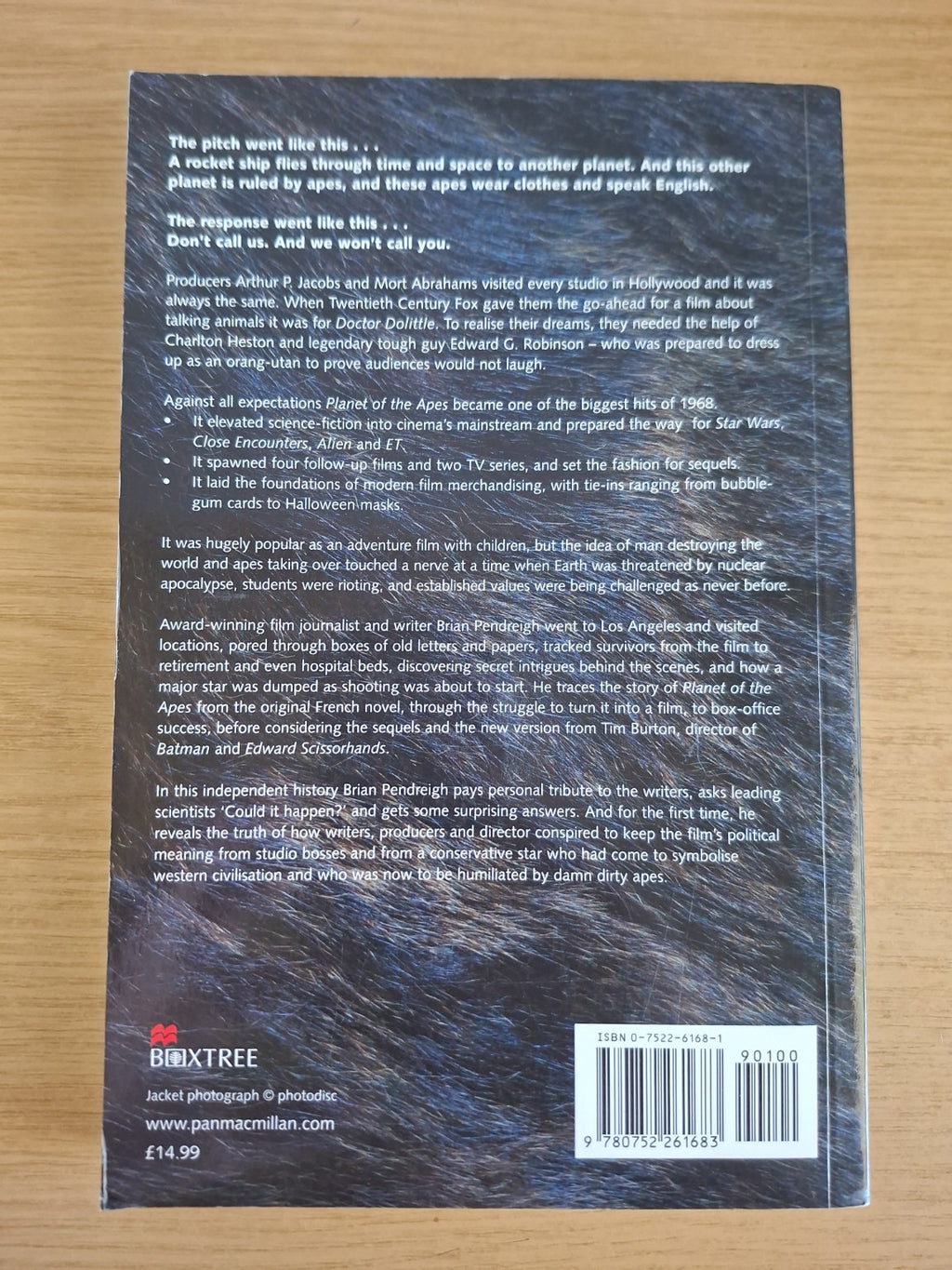 The Legend of the Planet of the Apes – Brian Pendreigh (Second Hand Book)