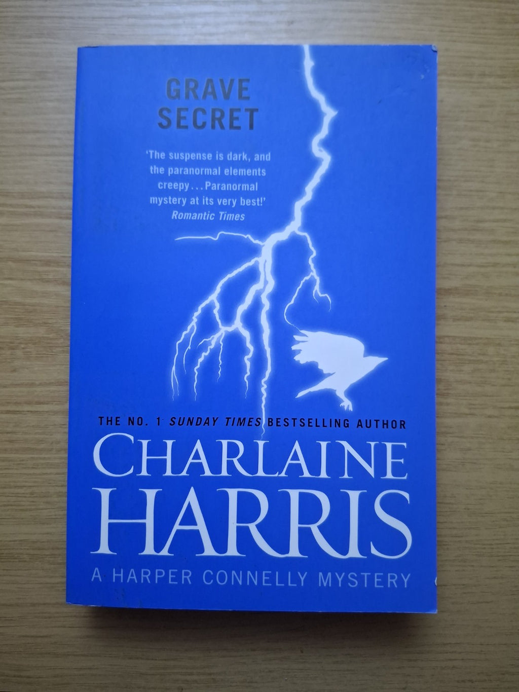 Grave Secret – Charlaine Harris (Second Hand Book)