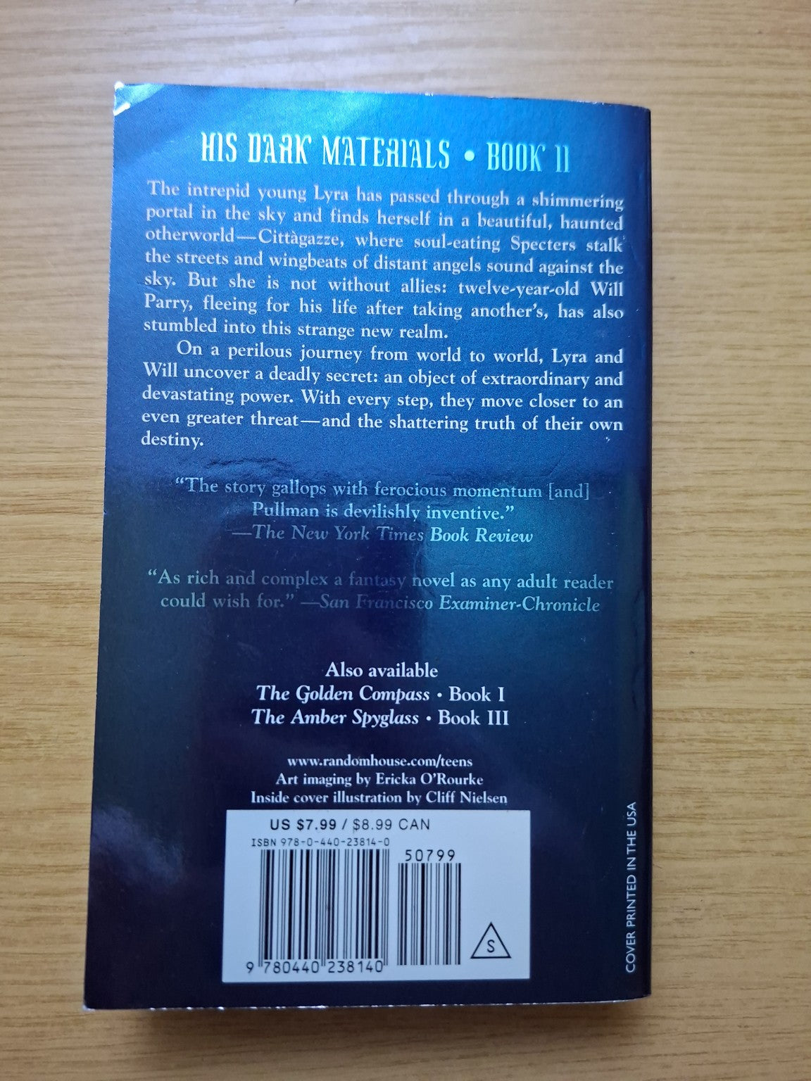 The Subtle Knife – Philip Pullman (Second Hand Book)