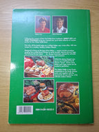Weber Cooking: South African Style – Shirley Guy & Marty Klinzman (Second Hand Book)