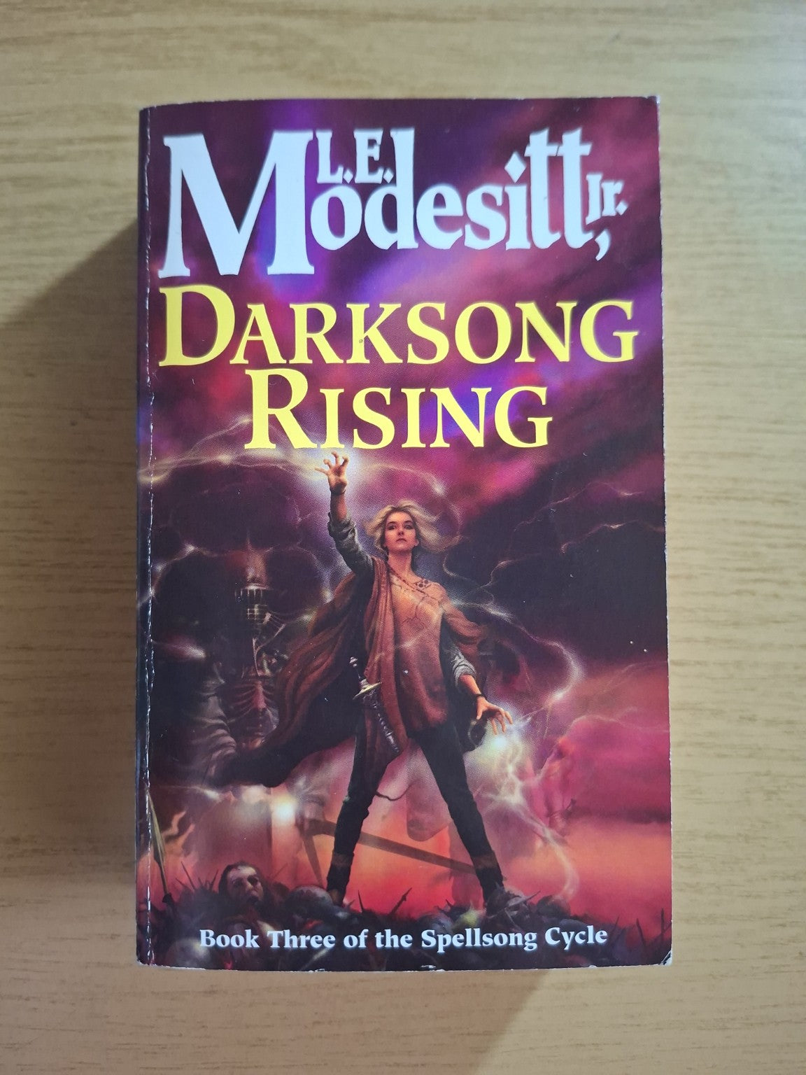 Darksong Rising – L.E. Modesitt Jr. (Second Hand Book)