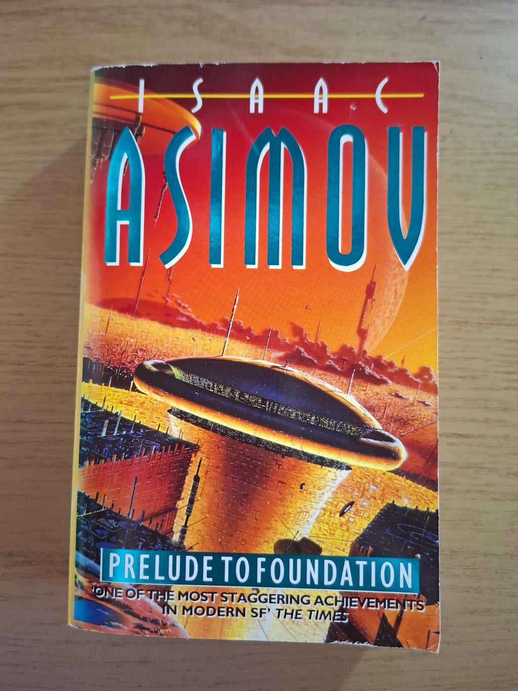 Prelude to Foundation – Isaac Asimov (Second Hand Book)