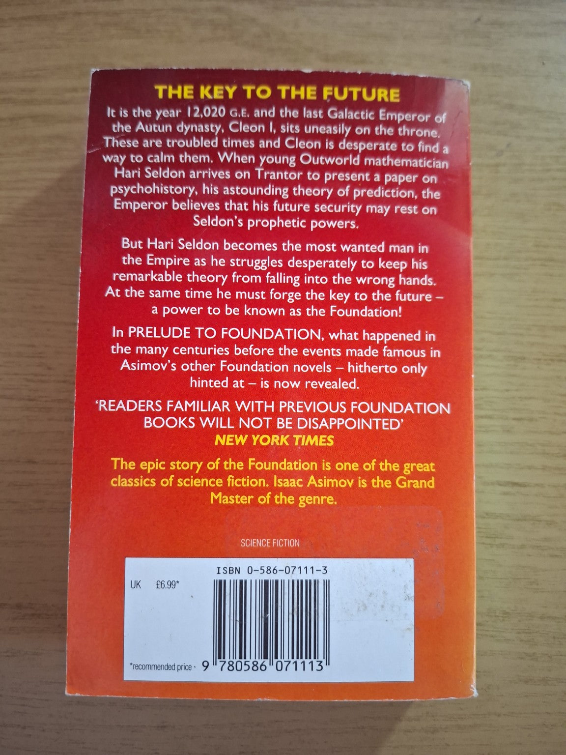 Prelude to Foundation – Isaac Asimov (Second Hand Book)